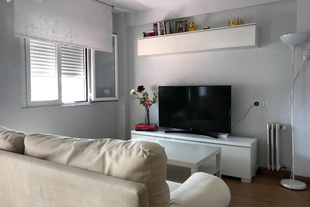 2 Banos! Piso Grande 100 M2 Y Garaje Gratis Apartment Madrid Luaran gambar